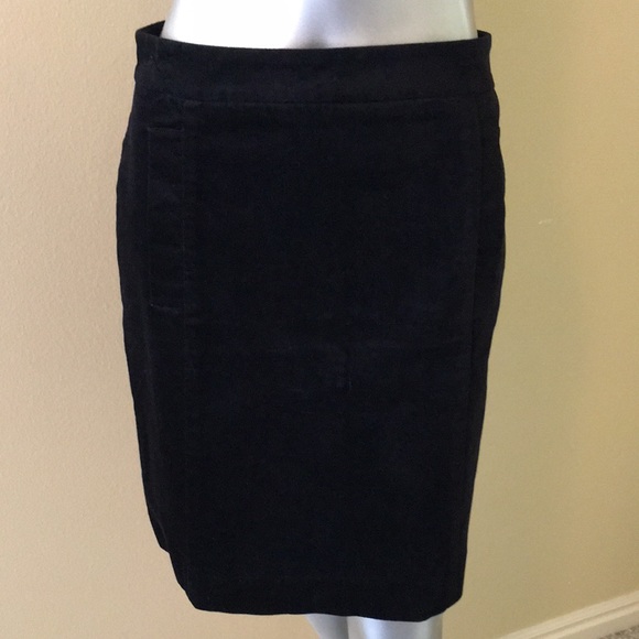 Ann Taylor Petite Velvet A-line skirt with pockets - Picture 5 of 10